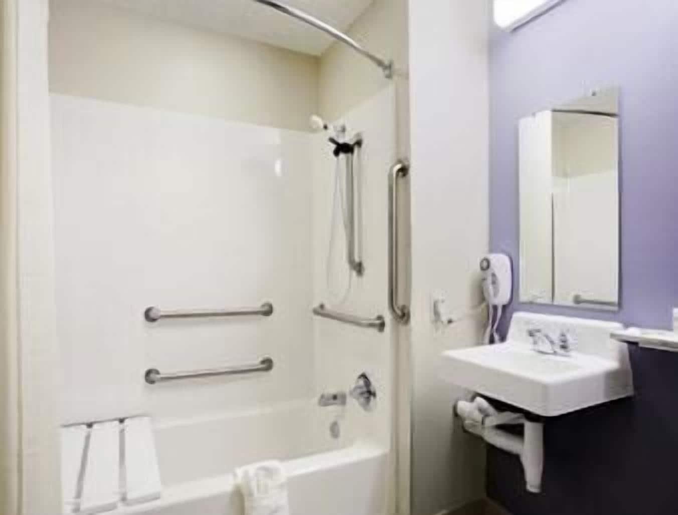Microtel Inn & Suites By Wyndham Manchester - Newly Renovated Exterior foto
